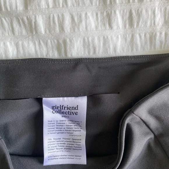 Girlfriend Collective Short - Picture 3 of 3